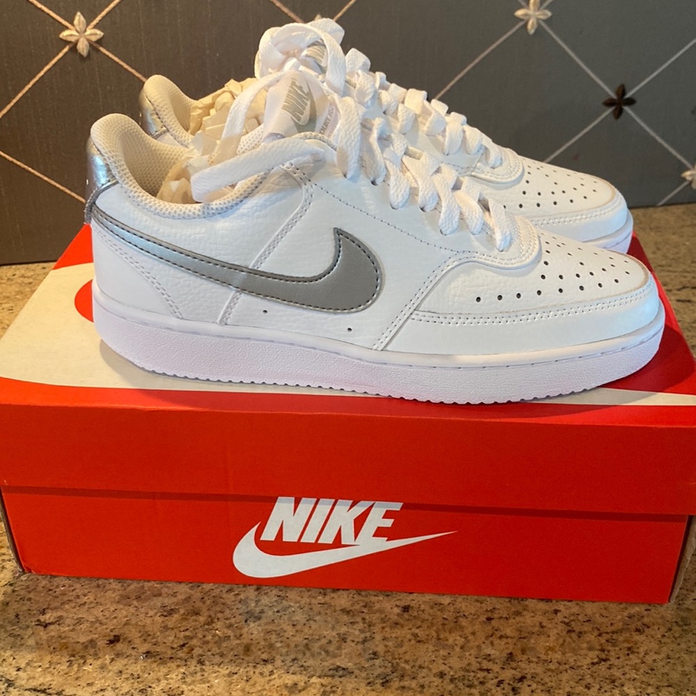 Womens Nike court vision low size 5 white and metallic silver brand new with box